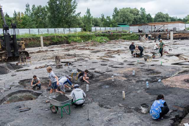 Раскопки в Старой Руссе Раскопки в Старой Руссе