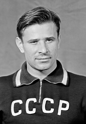 Яшин Лев Иванович