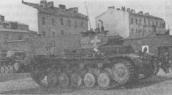 Танки Pz.II Ausf.C 36-го танкового полка 4-й танковой дивизии Вермахта во время боёв в Варшаве 8–9 сентября 1939 года. Танки Pz.II Ausf.C 36-го танкового полка 4-й танковой дивизии Вермахта во время боёв в Варшаве 8–9 сентября 1939 года.