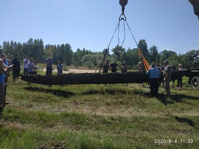Редкую долбленку отвезли в краеведческий музей Олевска. Редкую долбленку отвезли в краеведческий музей Олевска.