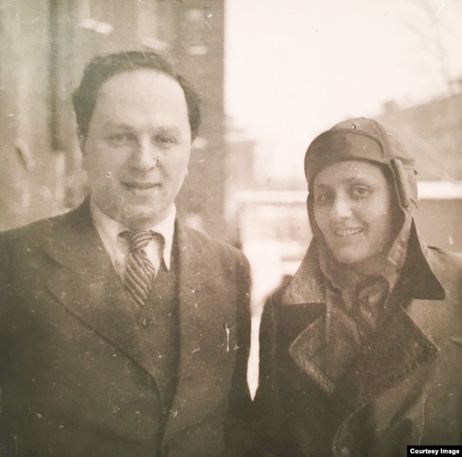 Александр Вайсберг и Ева Штрикер, Харьков, 1934 год Александр Вайсберг и Ева Штрикер, Харьков, 1934 год