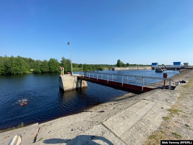 Шлюз ББК в поселке Повенец Шлюз ББК в поселке Повенец
